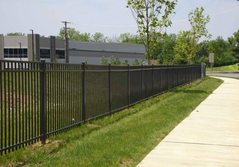 Commercial Fence Painting in Saint Petersburg, FL