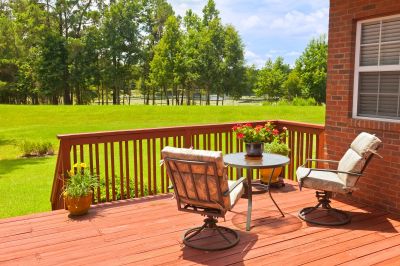 Veranda Staining